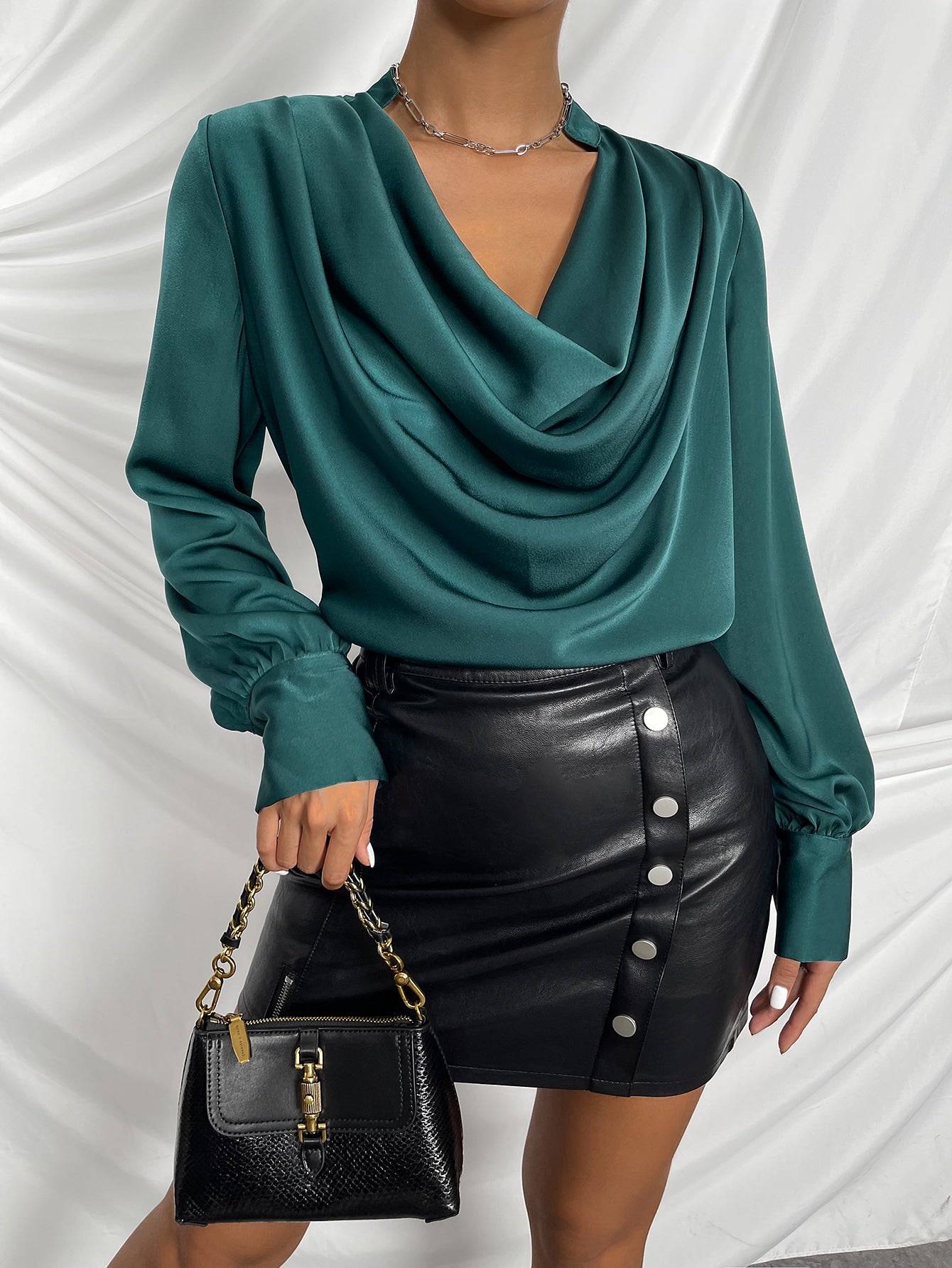 بلايز نسائية