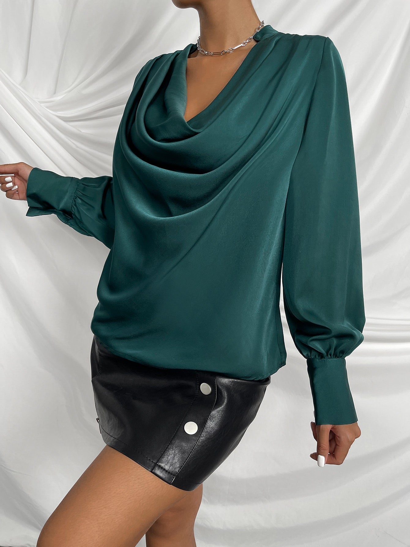 بلايز نسائية