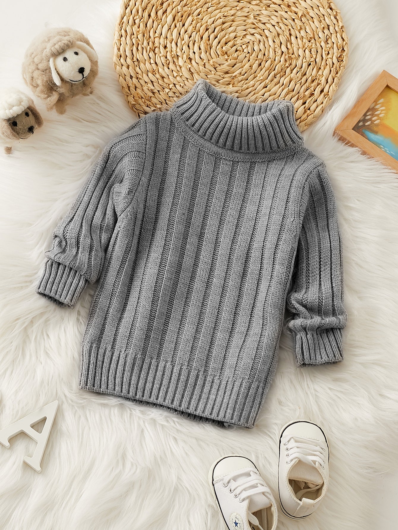 سويترات ثقيلة طفل صغير