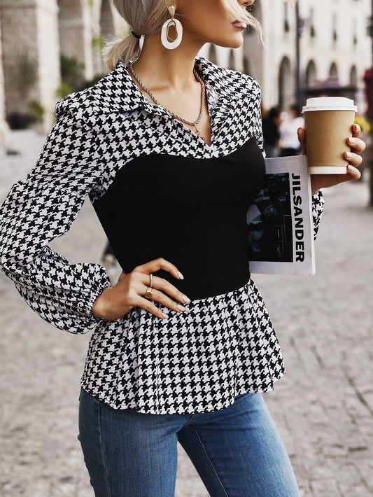 بلوزة بحافة مكشكش باكمام بيشوب مسنن