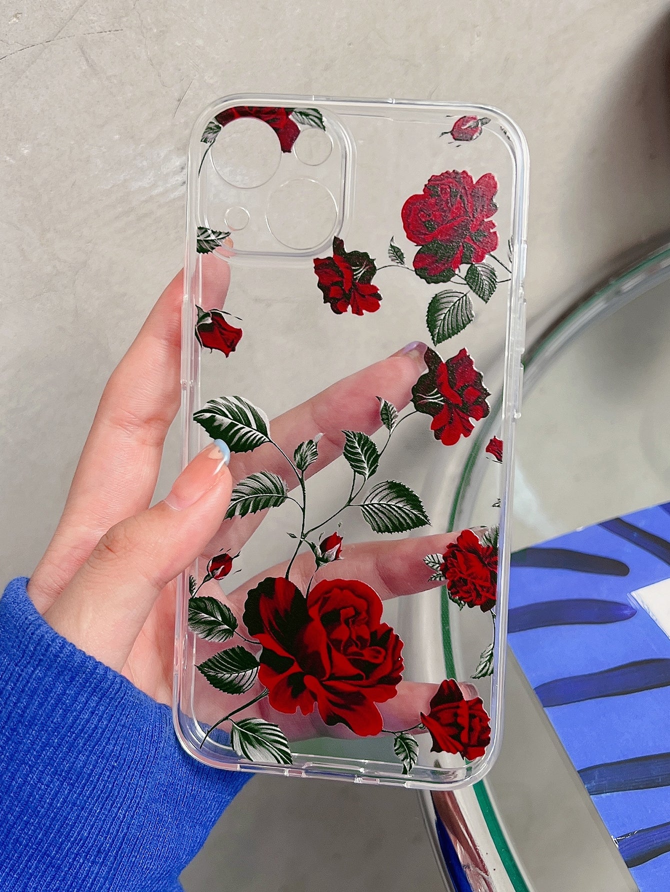 كفر هاتف شفاف نمط الورد