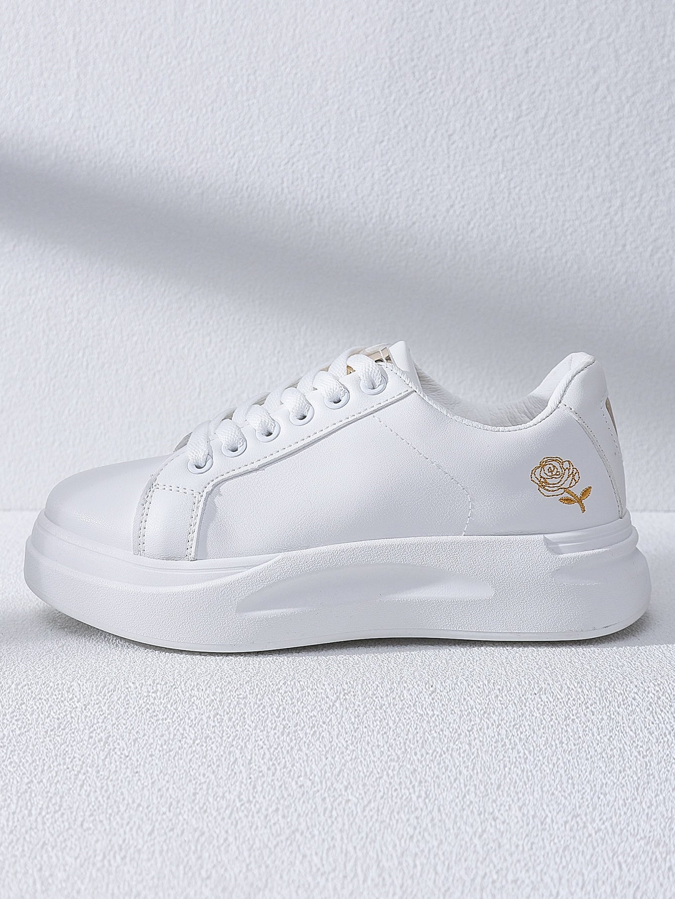 أحذية نسائية كاجوال