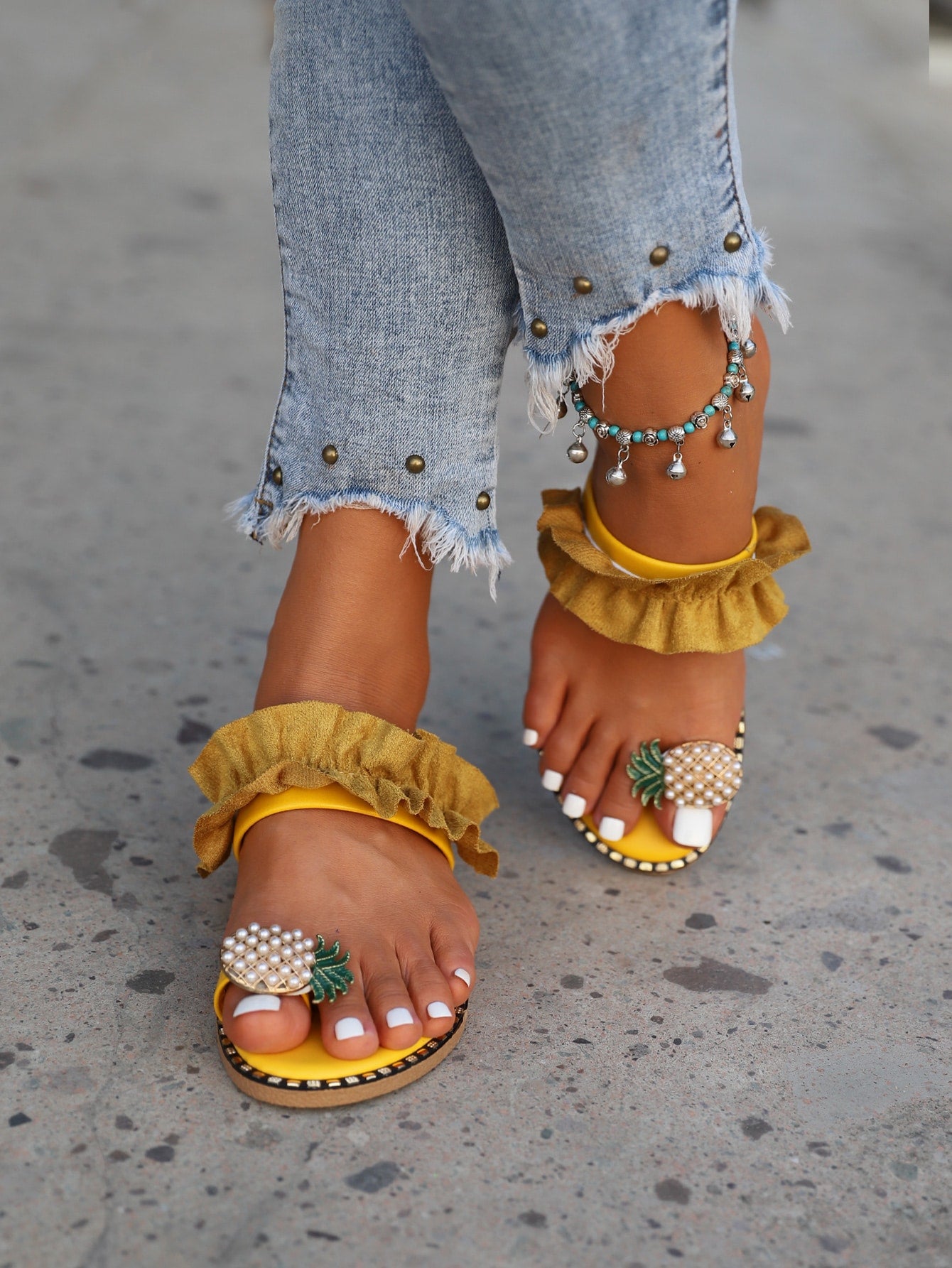 صنادل مسطحة نسائية