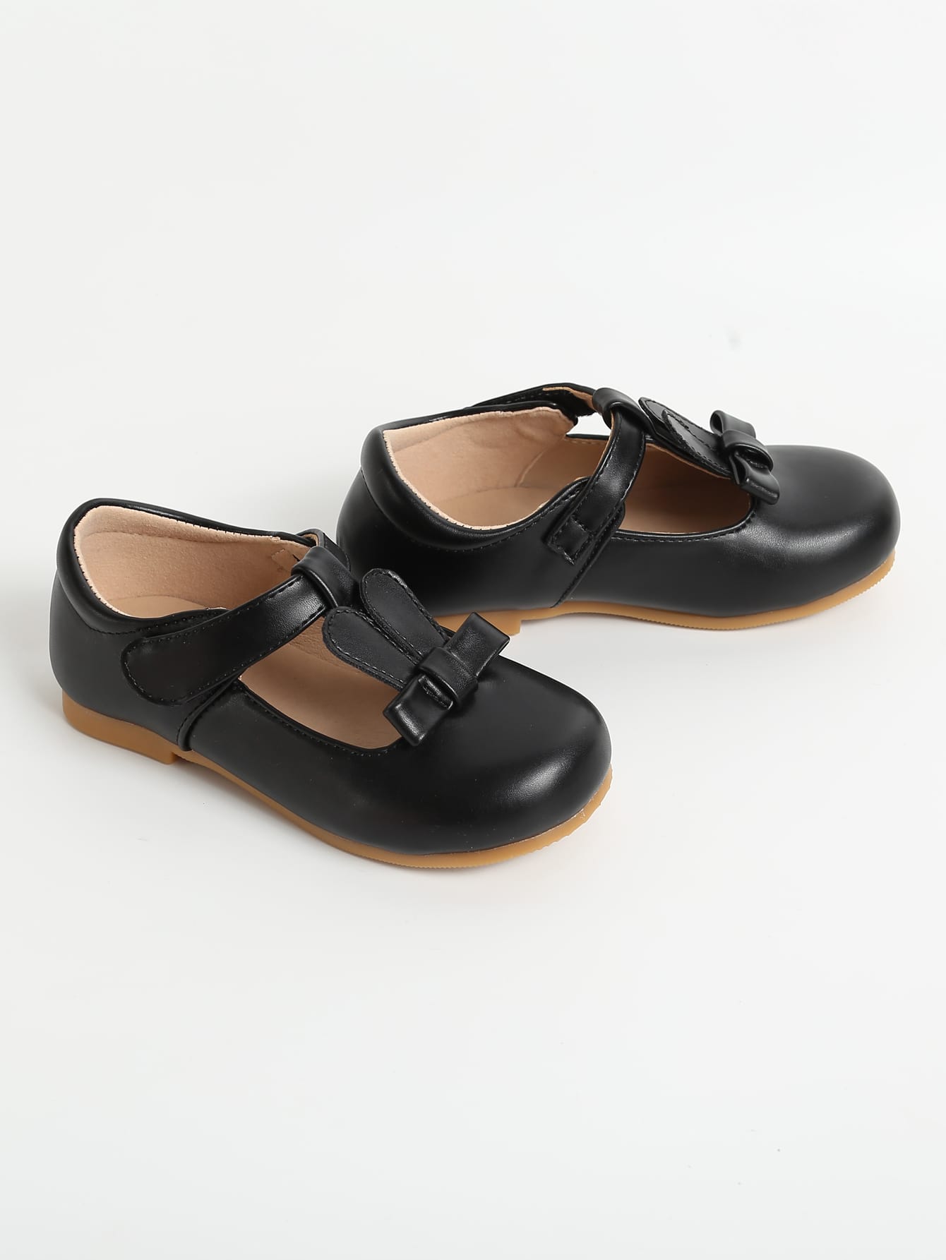 أحذية مسطحة للأطفال