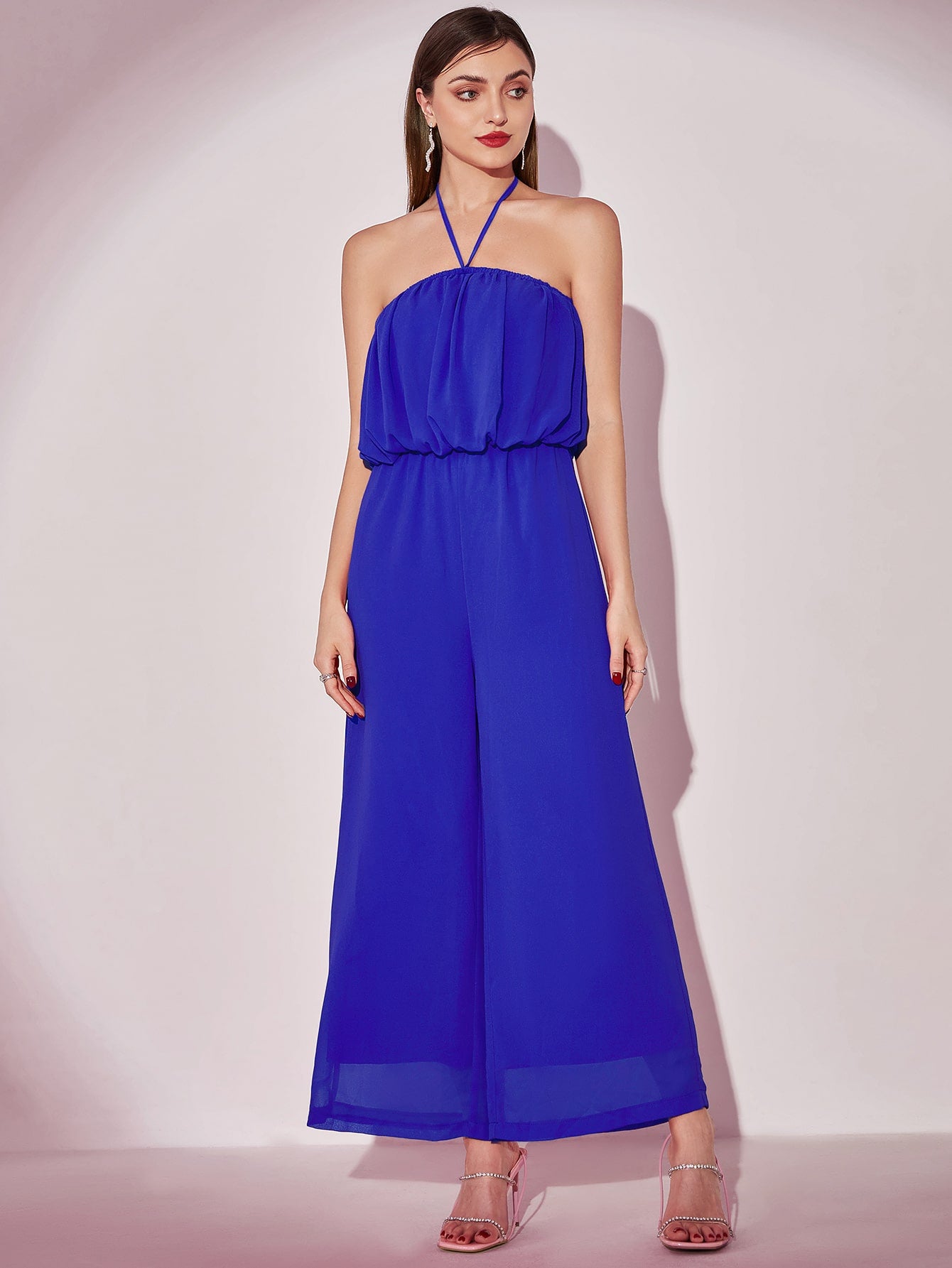 جمبسوت بالرسن والساق الواسع وموحد اللون مع كيمونو وأكمام الجرسة