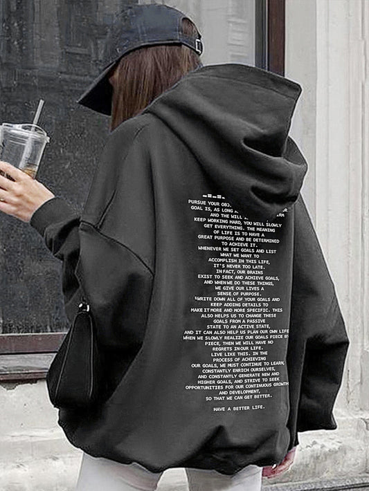 سويت شيرت بشعار غرافيك دلفة الكتف