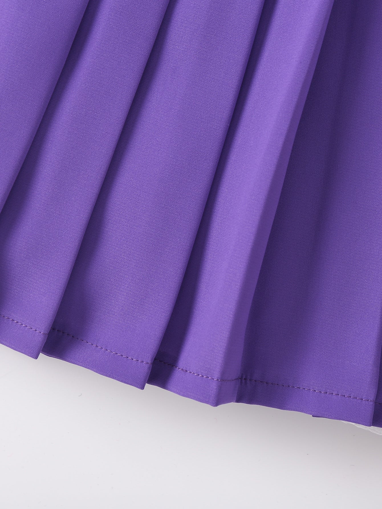 طقم قطعتين طفلة صغيرة