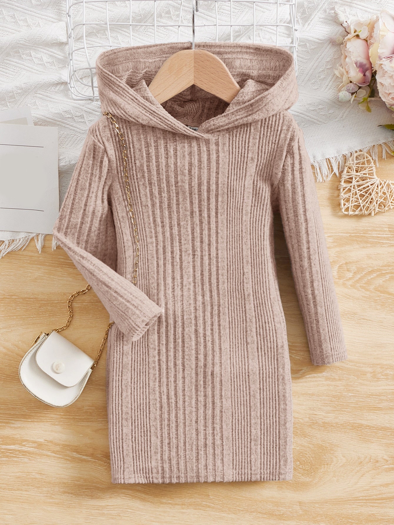 فساتين طفلة صغيرة