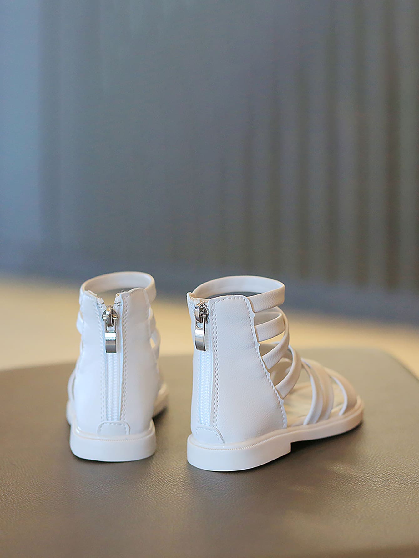 صنادل مسطحة أطفال