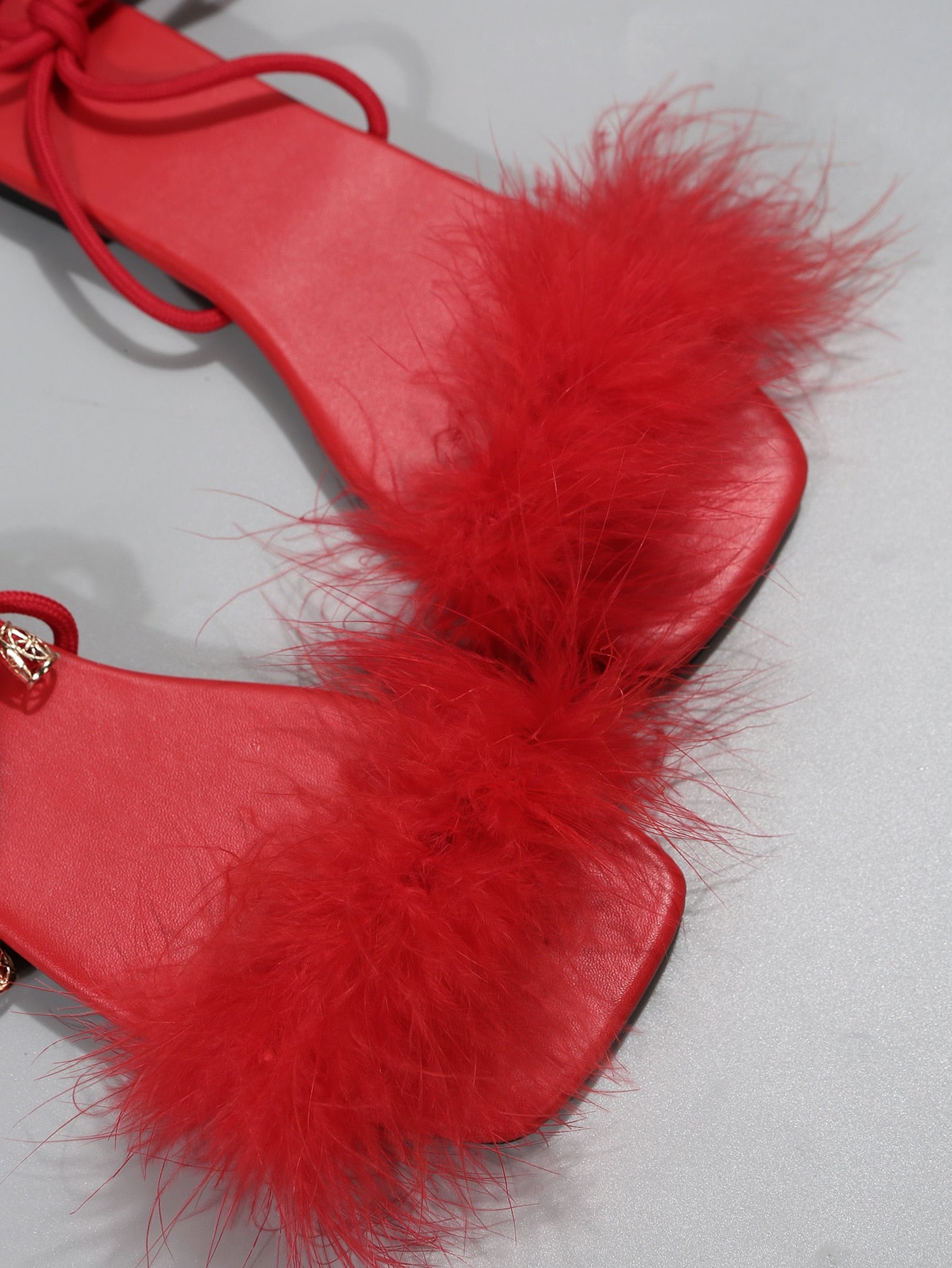 صنادل مسطحة نسائية