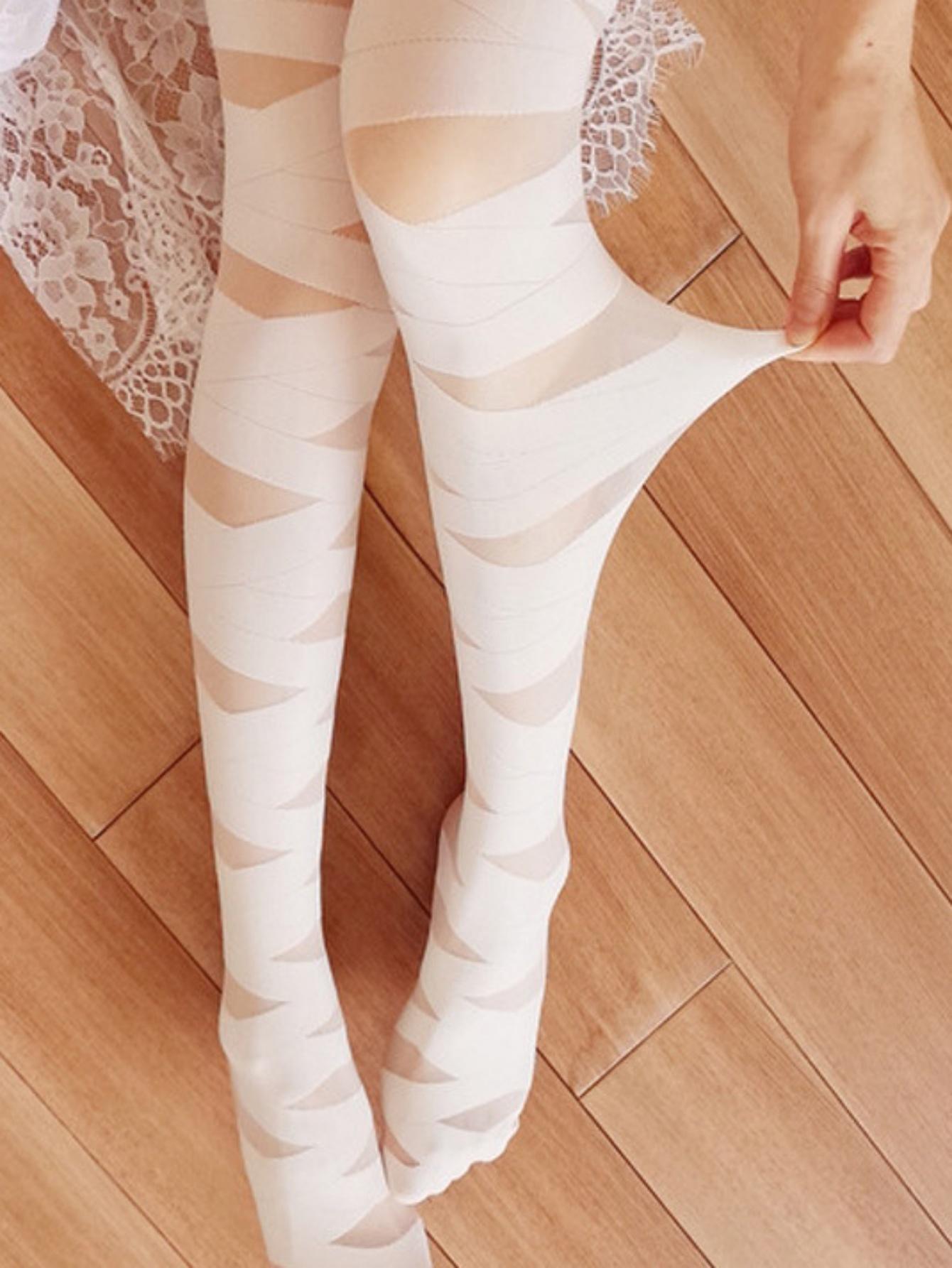 الجوارب النسائية العصرية