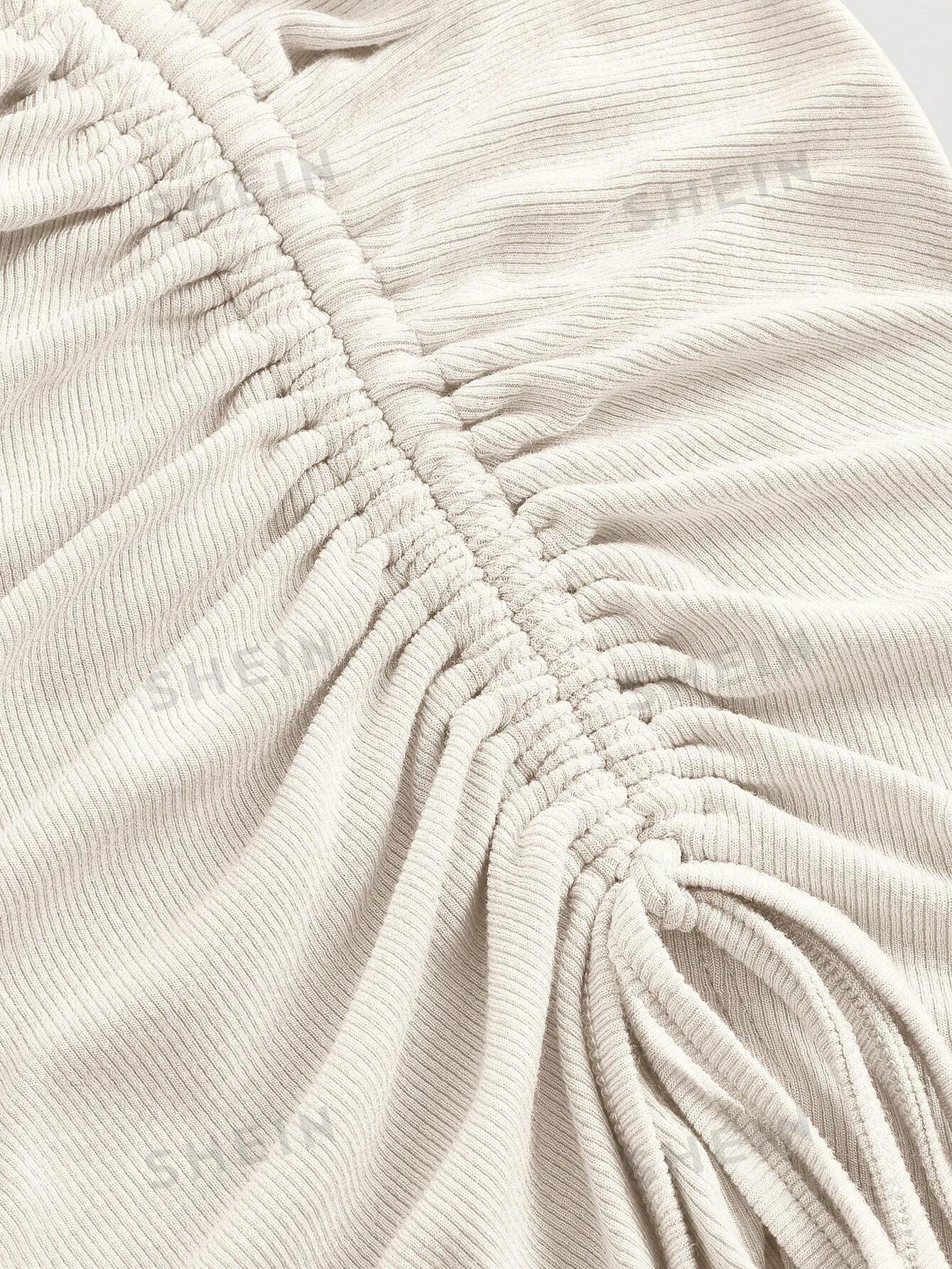 متقاطع كتف واسعة لباس علوي و رباط فتحة للفخذ تنورة