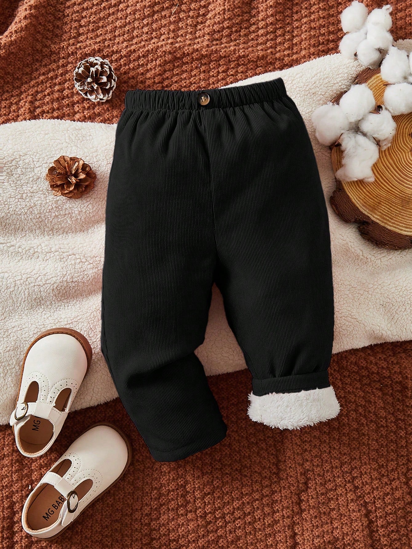 بنطلون بناتية