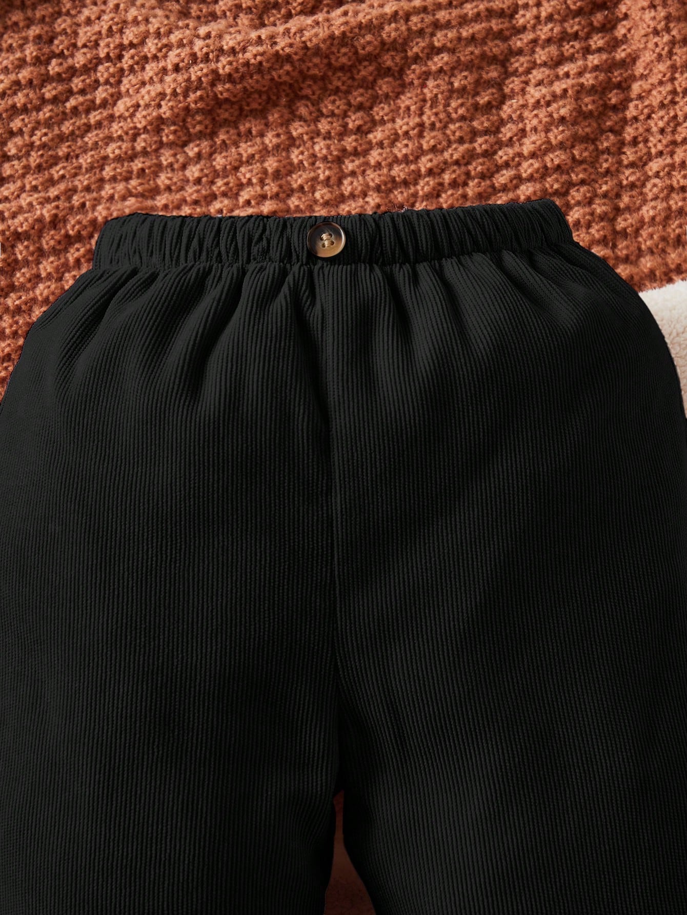 بنطلون بناتية