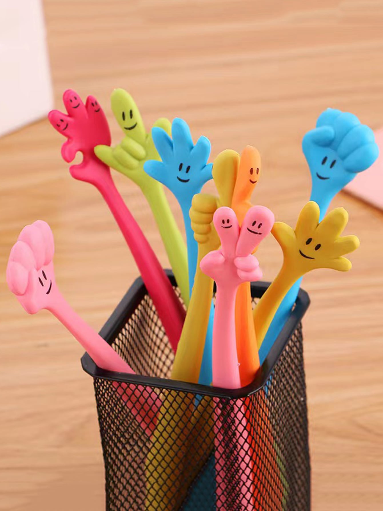 قلم برأس كروي إبداع قابل للانحناء ( لون عشوائي ) قطعة واحدة