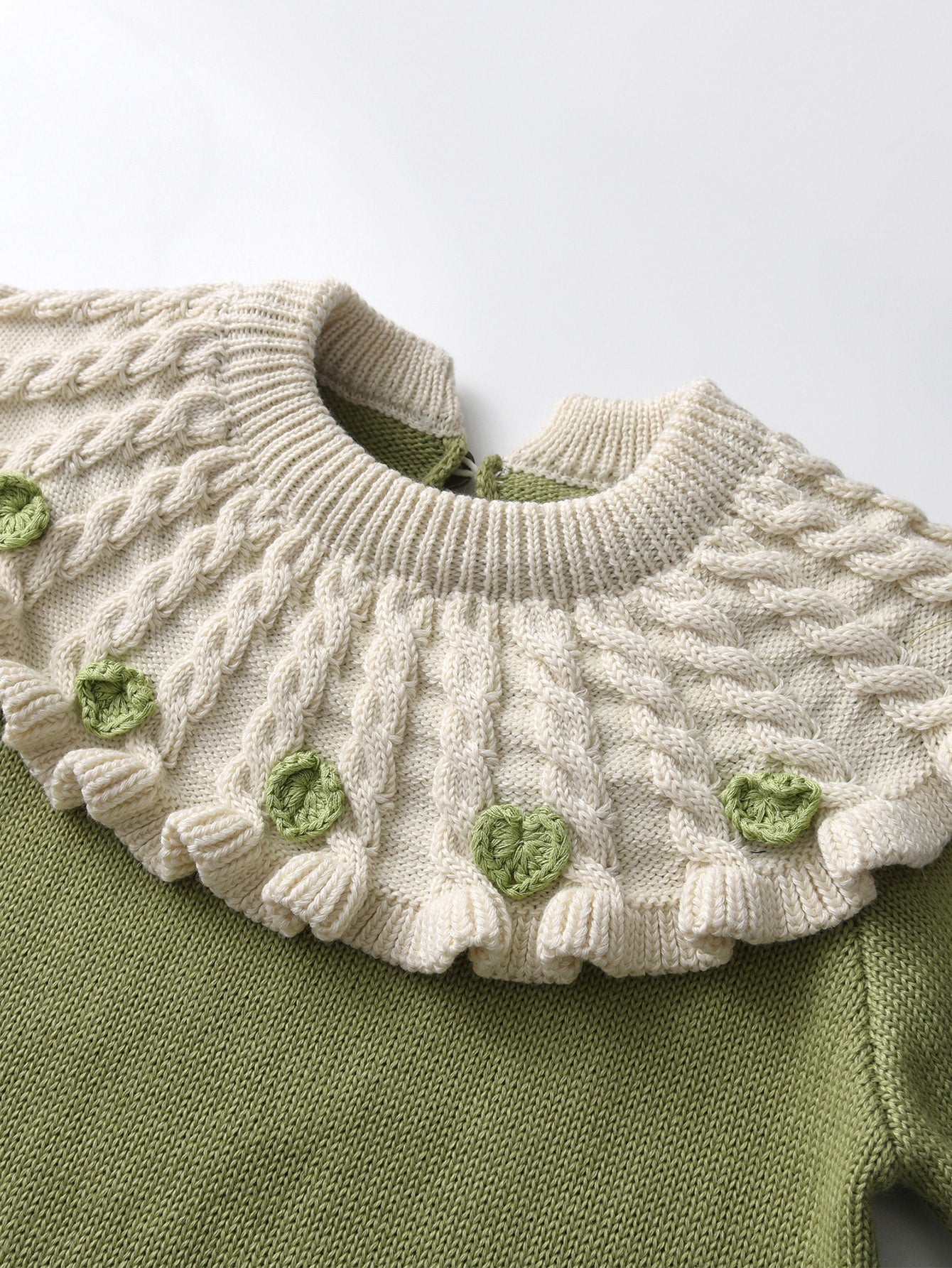 سويترات للأطفال البنات