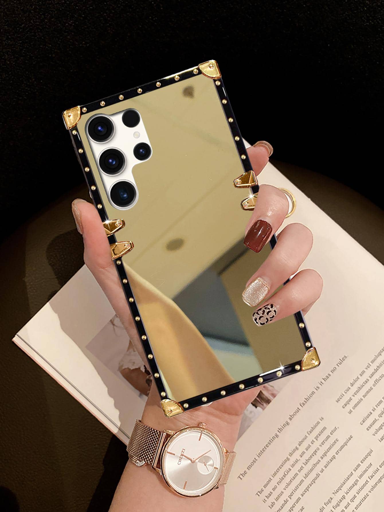 كفر هاتف مرآة