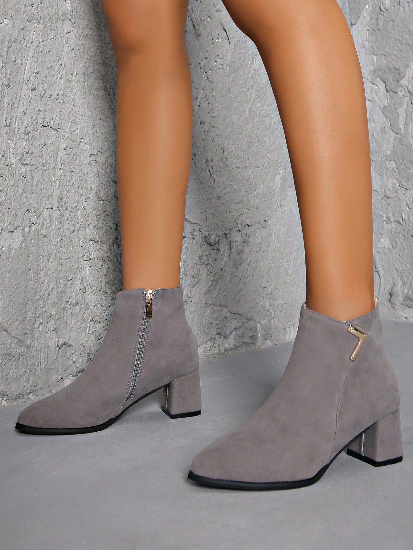 جزمة كلاسيكية للنساء الموضة الى كاجوال في خريف و الشتاء