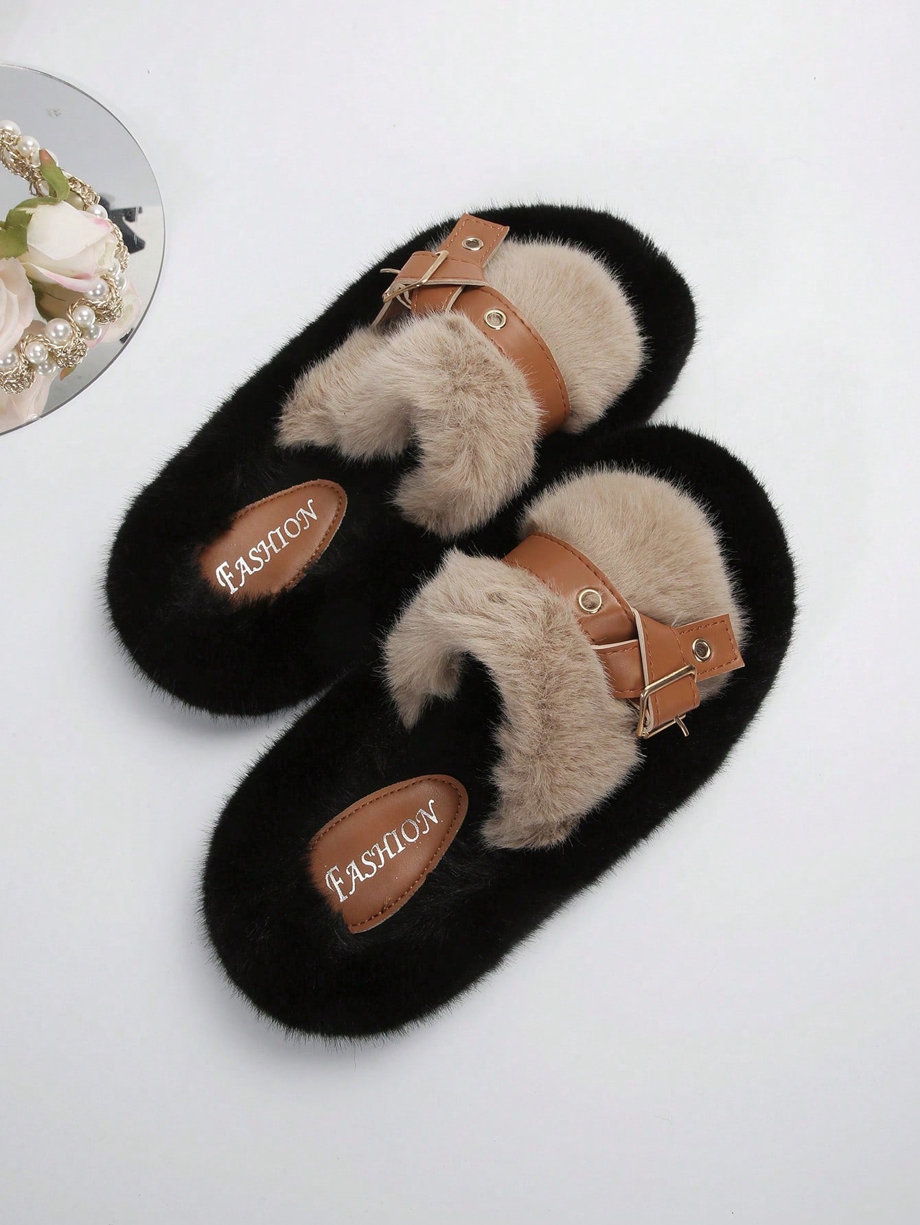 نعال قطيفة بحزام سميك من البولي يوريثان للسيدات، 2023 صنادل مسطحة جديدة مفتوحة من الأمام