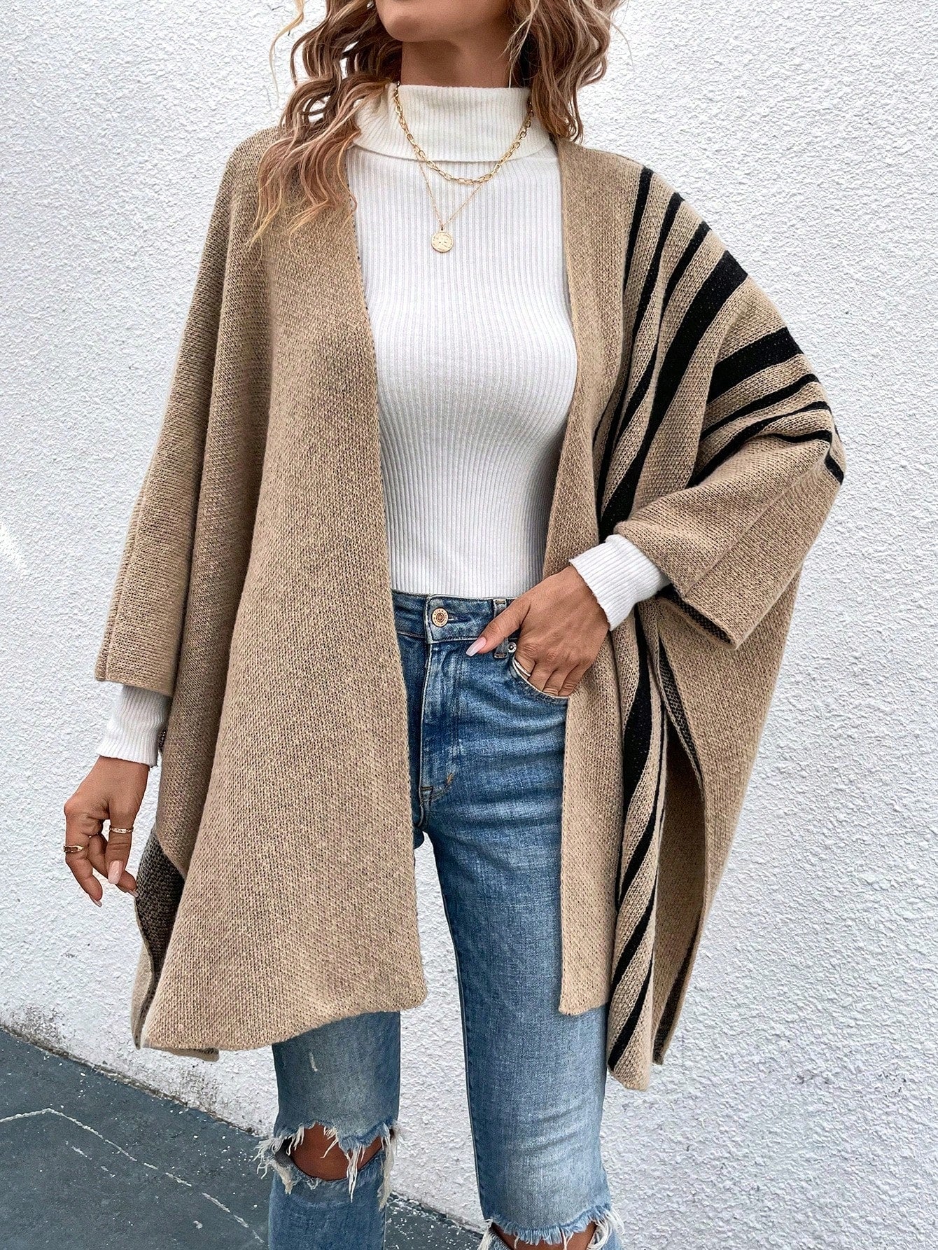 كارديجان نمط مخطط اكمام جناح الخفاش