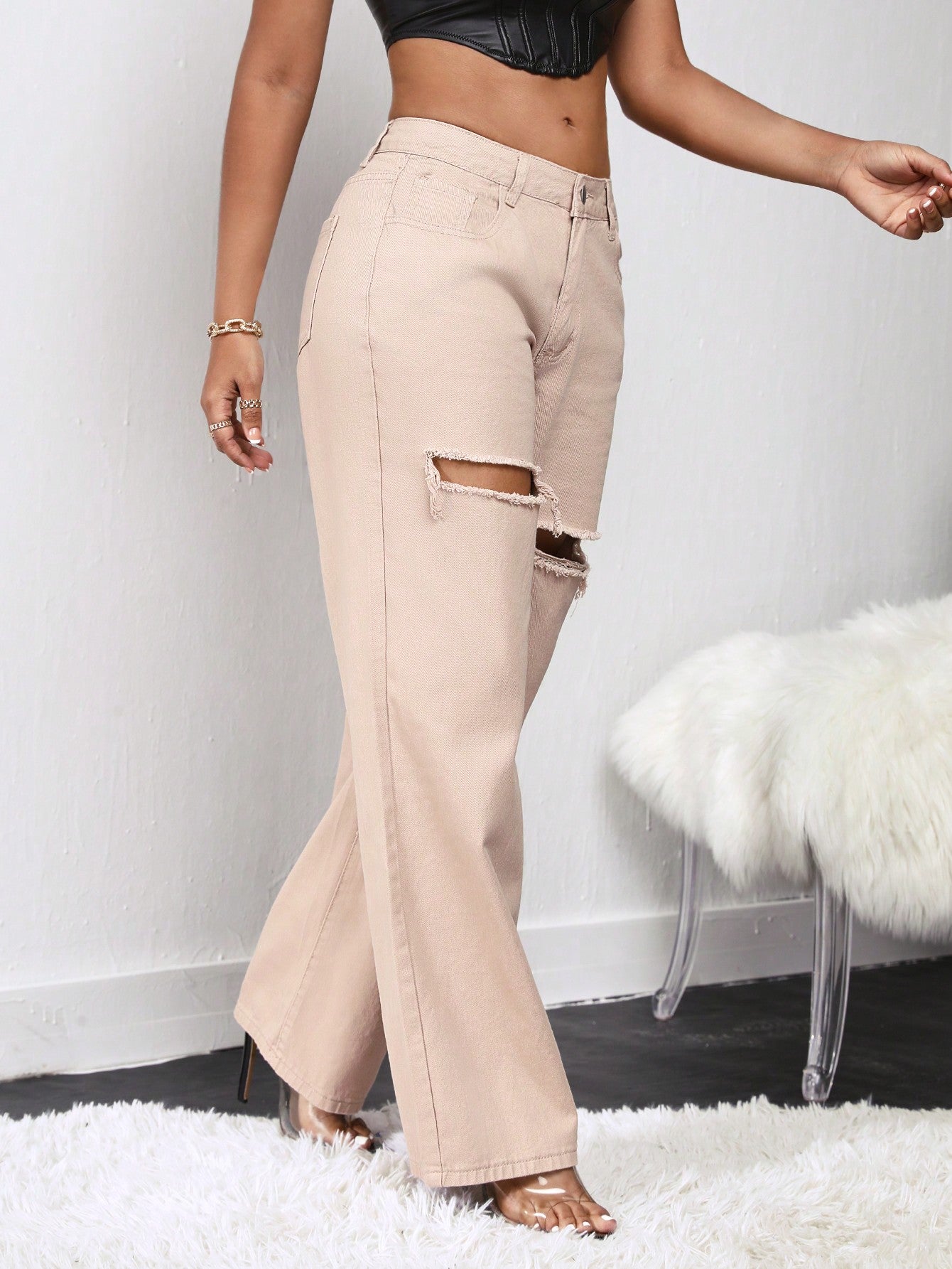 بنطلون جينز بساق عريض ممزق خصر عالي