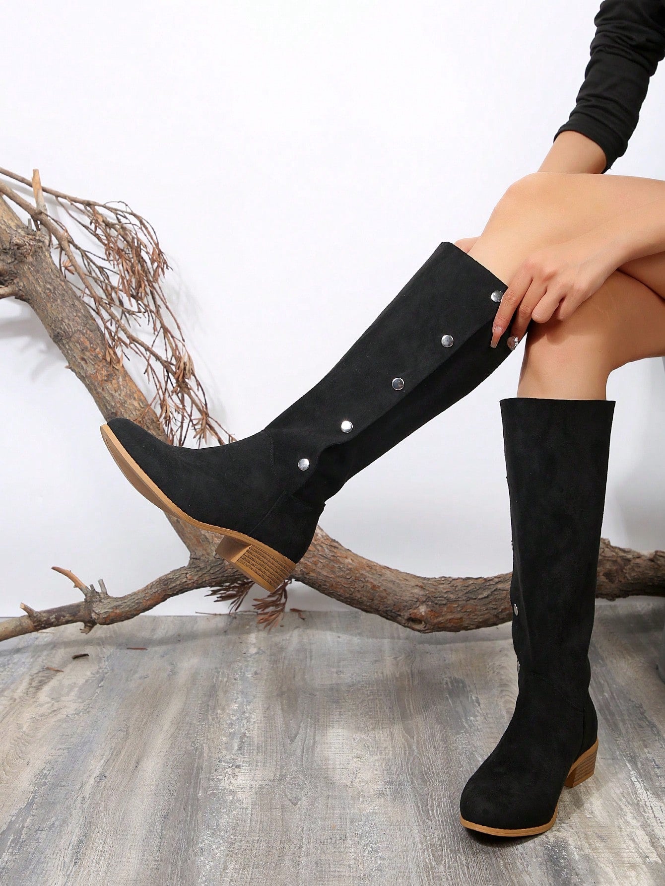 بوت نسائية عصرية