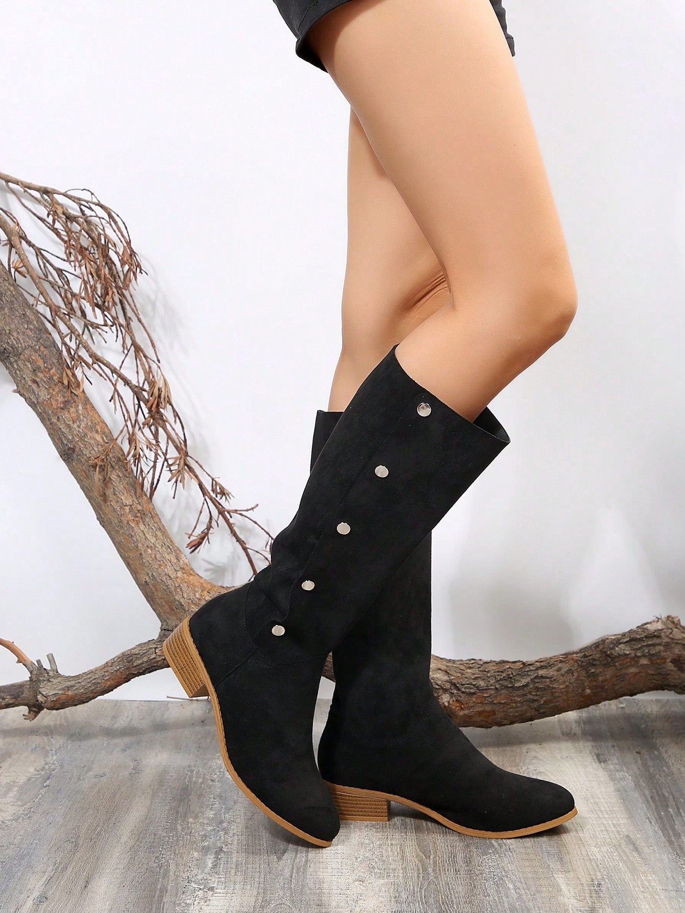 بوت نسائية عصرية