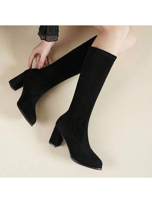 حذاء نسائي أسود كلاسيكي فوق الركبة ذات كعب عالي ونعل مرن، بمقاس كبير مناسب للنساء القصيرات