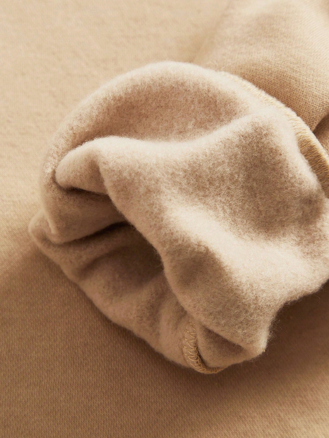 سترة كاجوال بطبعة كرتونية للفتيات الكبيرات بأكمام طويلة مسامية، مناسبة لفصلي الخريف والشتاء