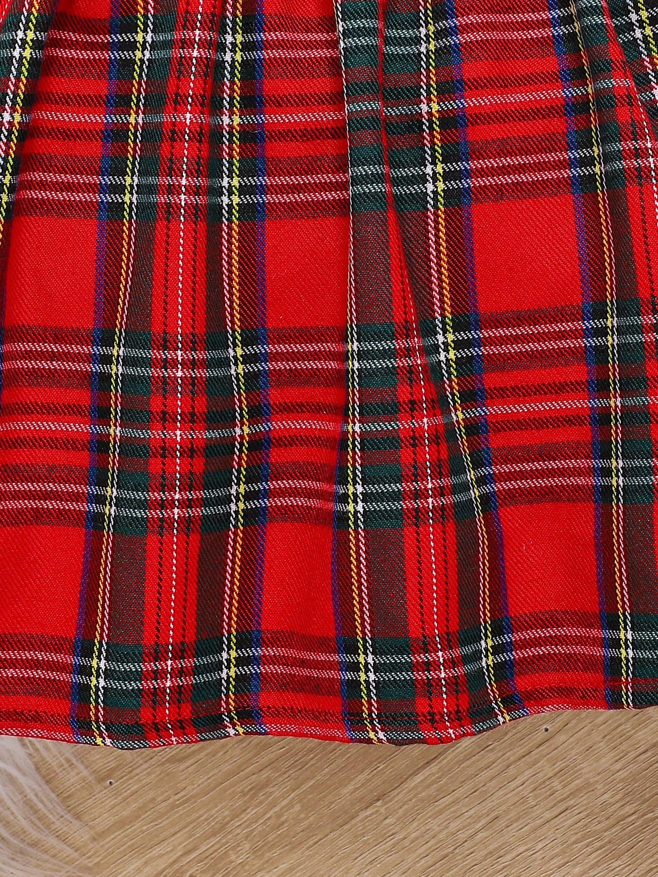 قطع للرضع بلوزة وتنورة ووشاح وقبعة للاطفال