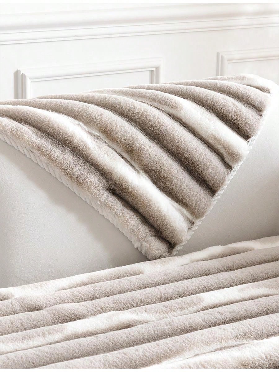 قطعة واحدة من غطاء أريكة مقلد من فراء الأرنب القطيفة، نمط كتلة ألوان غير منتظمة، صديق للحيوانات الأليفة، مناسب لغرفة النوم، المكتب، غرفة المعيشة، أثاث ديكور المنزل، غطاء واقٍ صديق للحيوانات الأليفة، الشتاء