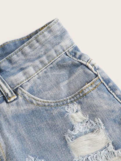 شورتات دينيم نسائية