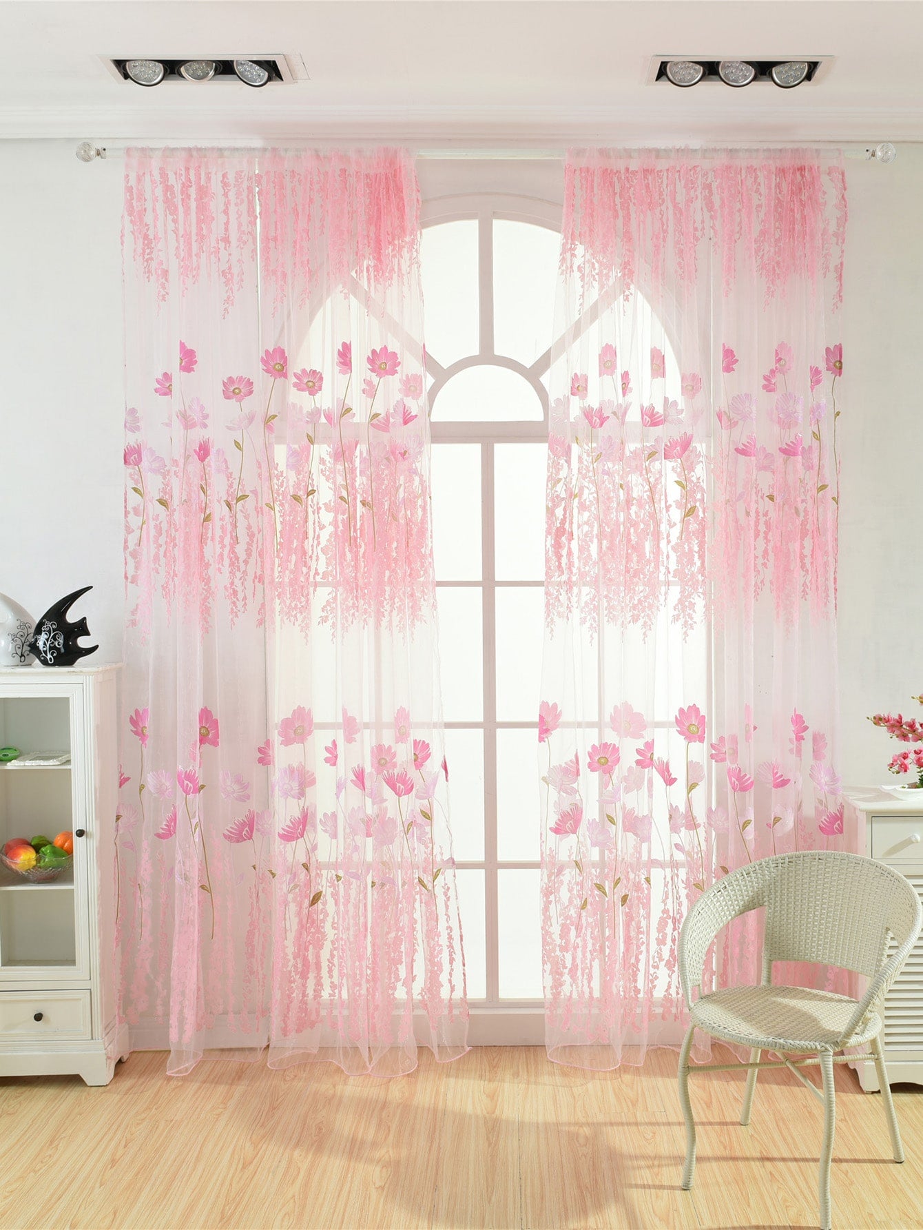 ستائر شفافة