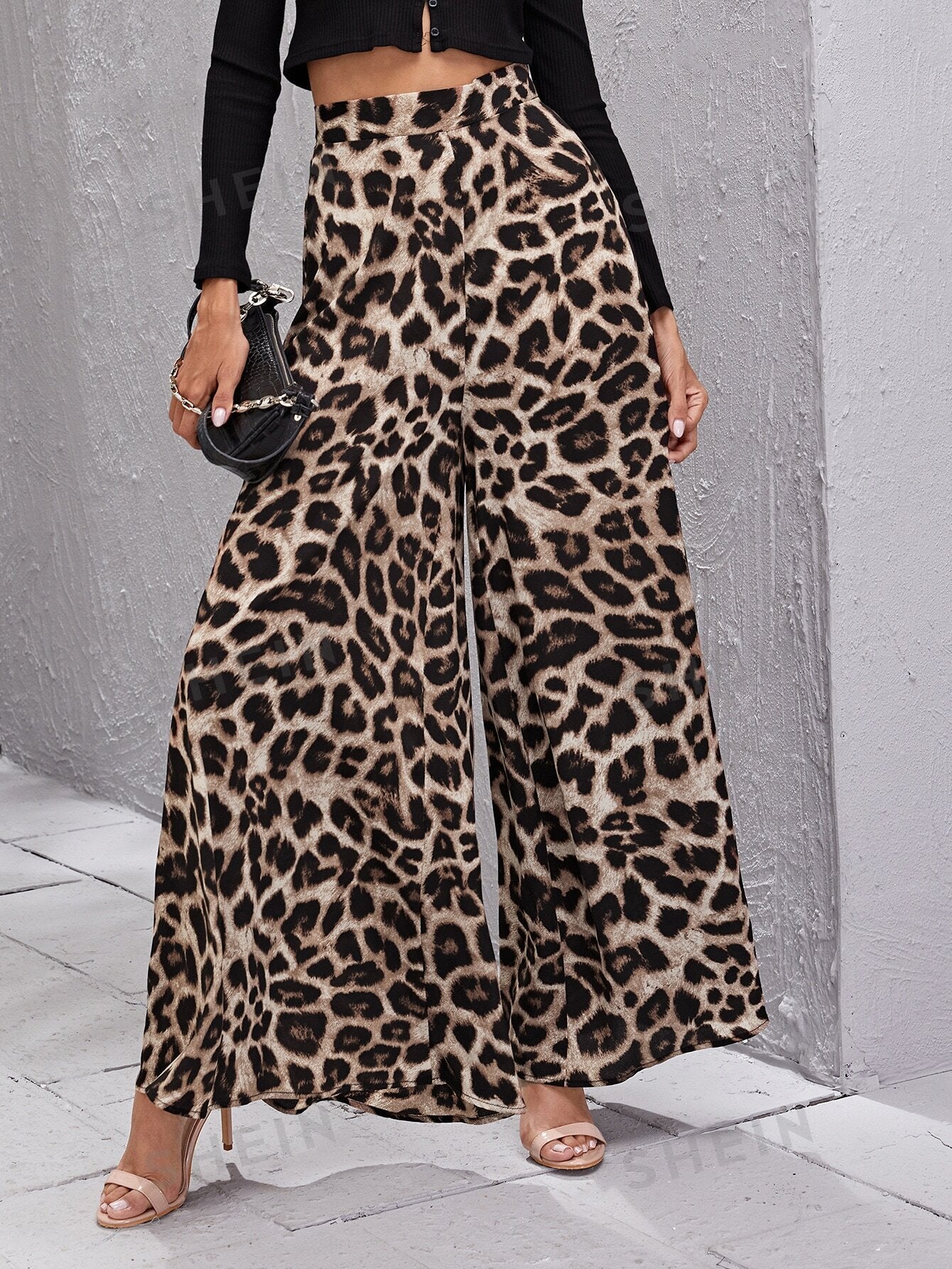 سروال بساق عريض نمط الفهد وبخصر عالي