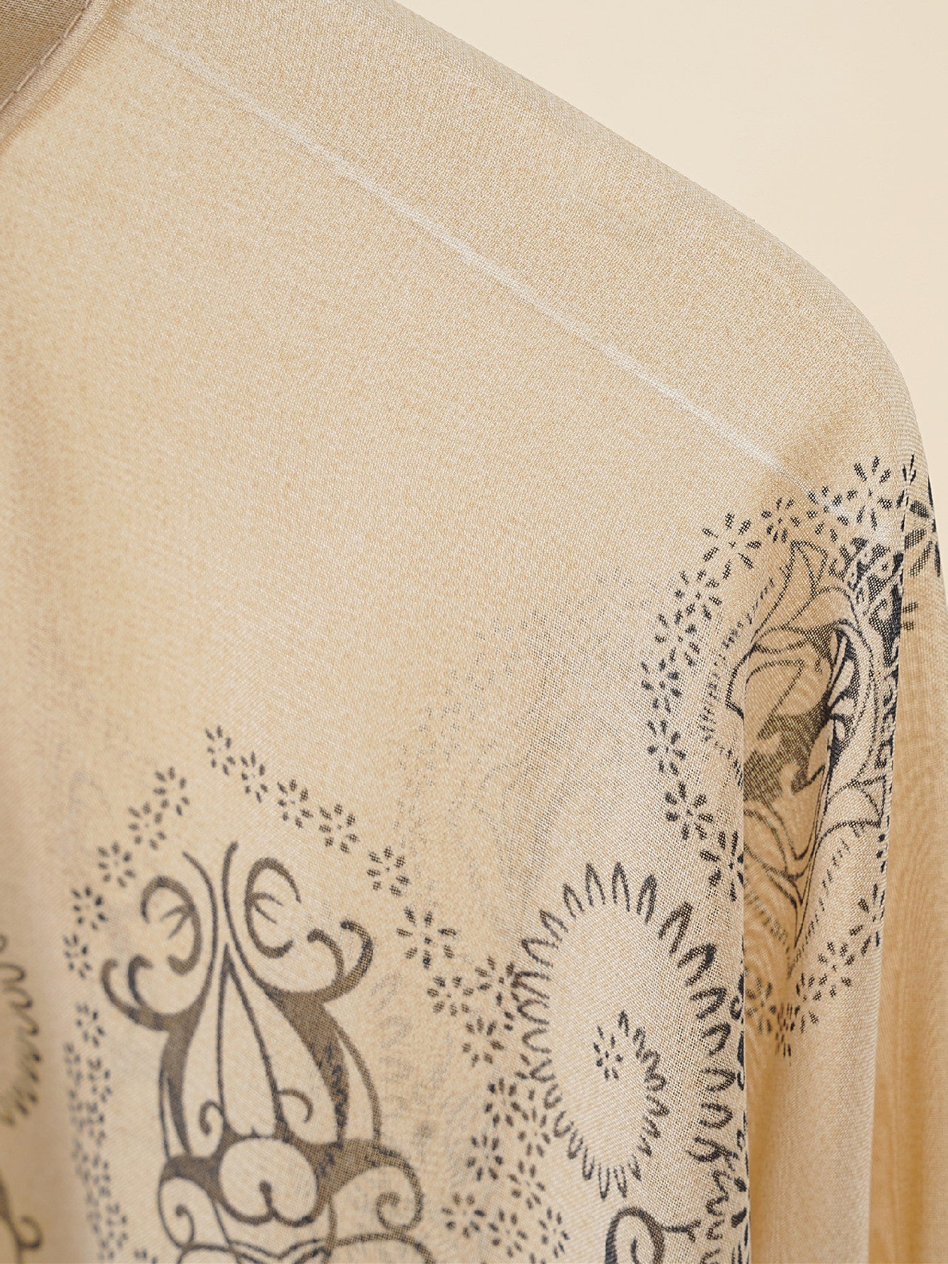 شالات نسائية