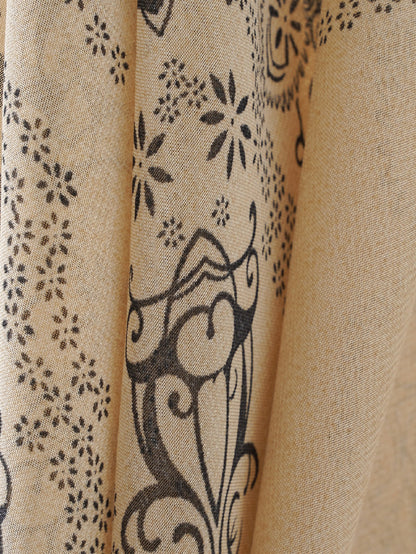 شالات نسائية