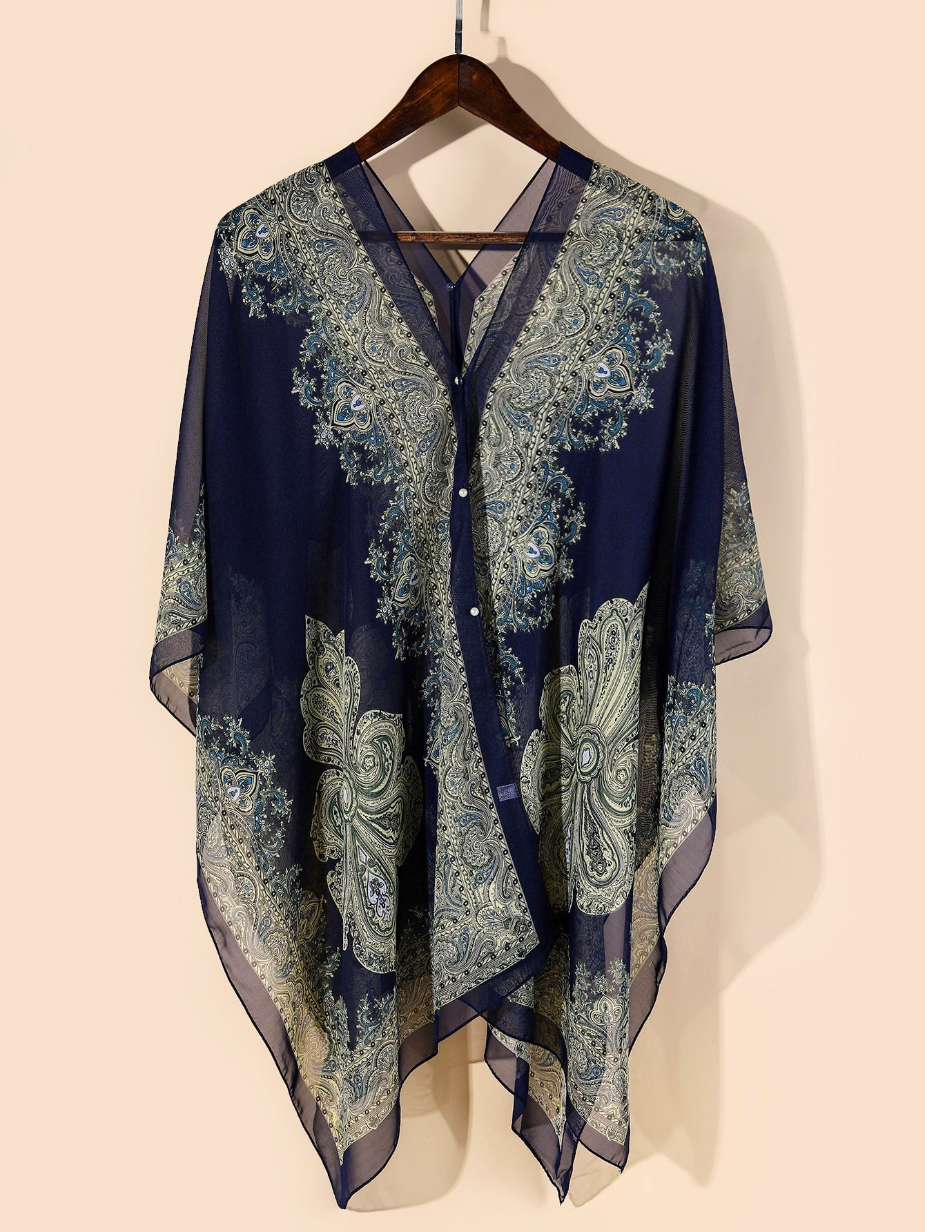 شالات نسائية