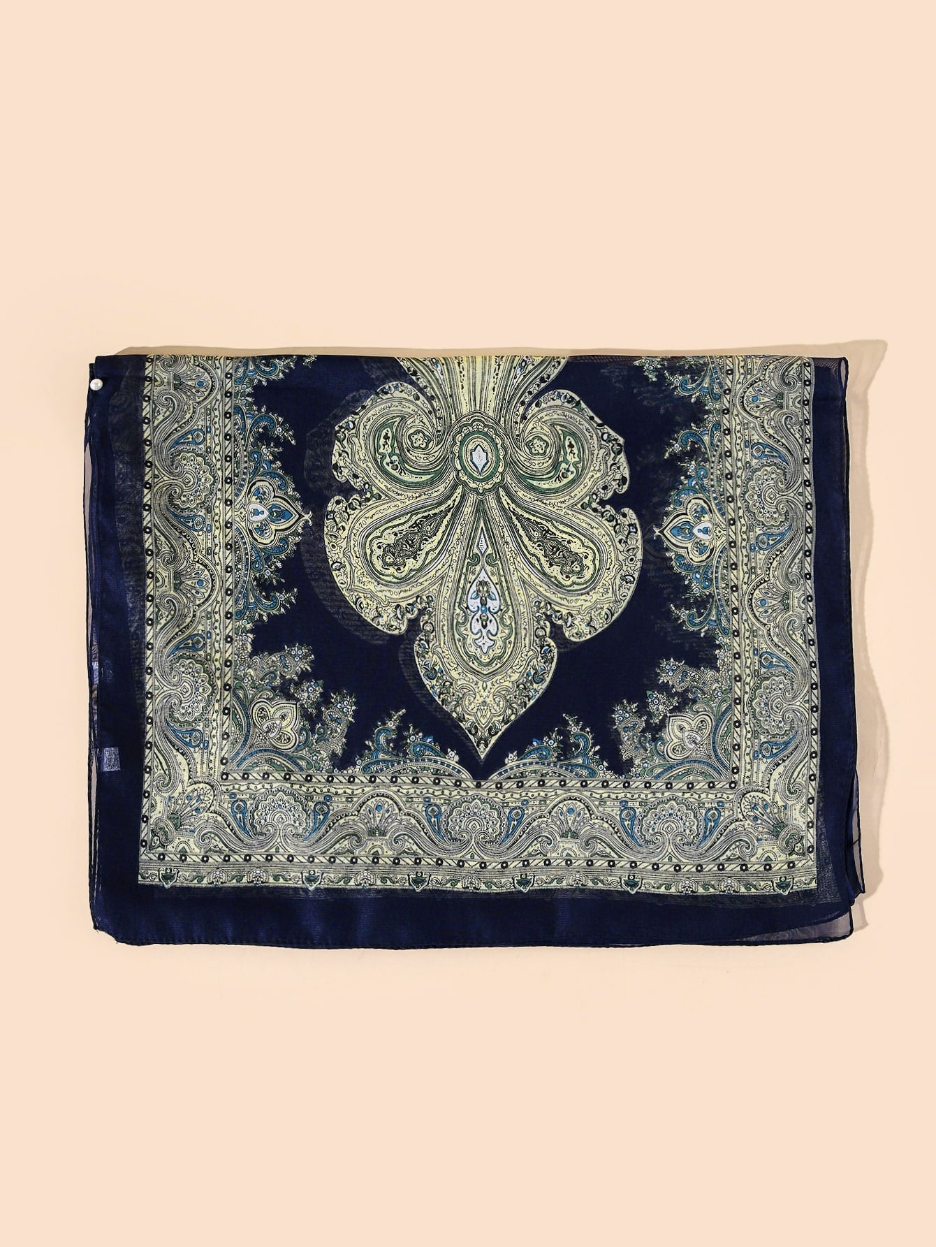 شالات نسائية