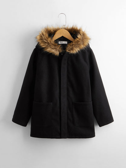 معاطف فتى صغير