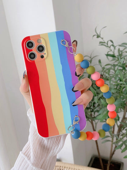 حافظة هاتف مخططة بألوان قوس قزح مع حزام يد ملون مطرز