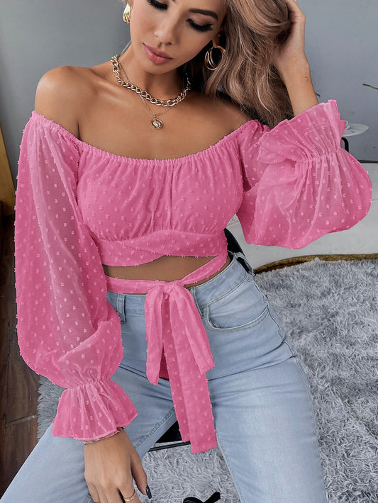 ملابس علوية نسائية