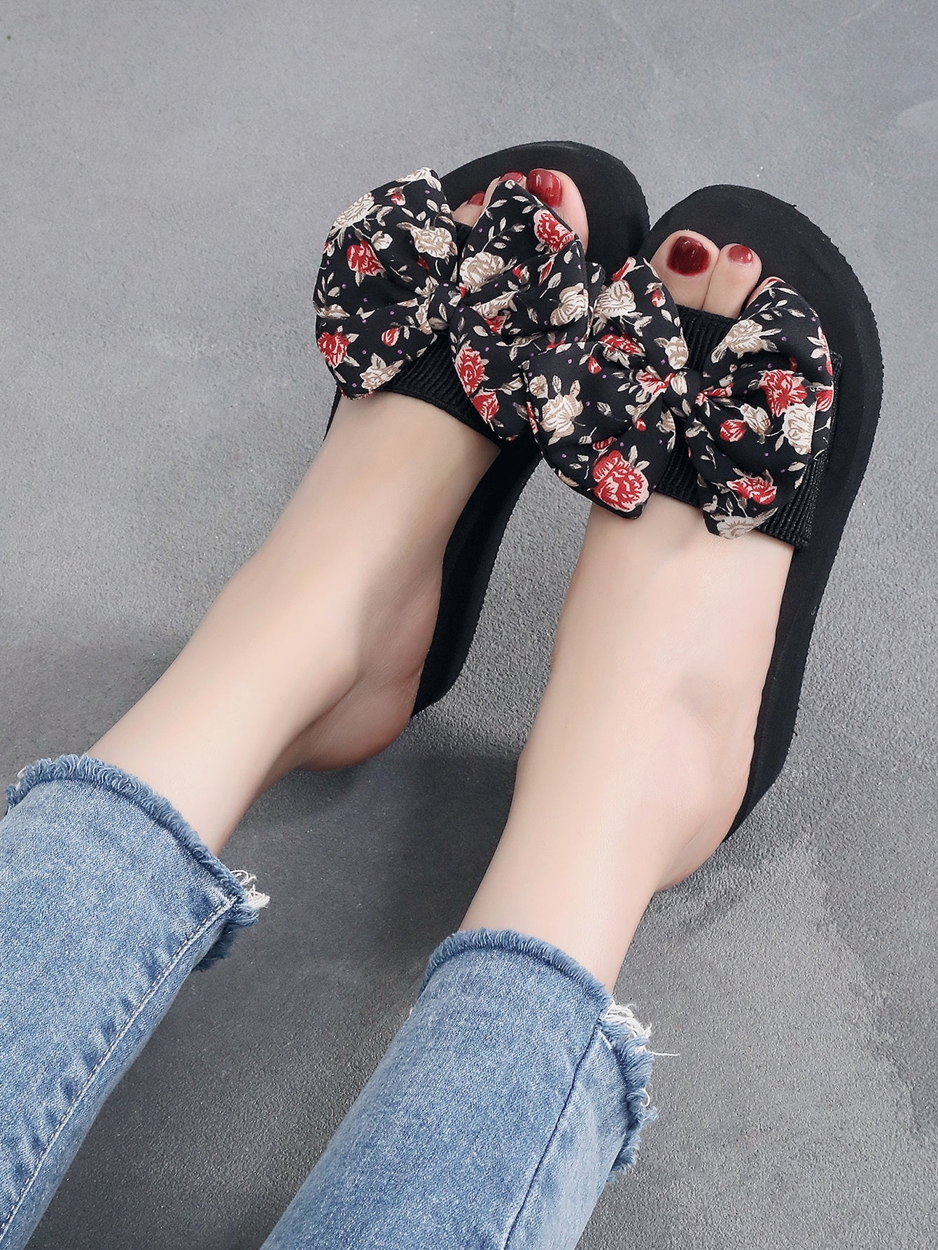 شباشب سلايد نسائية