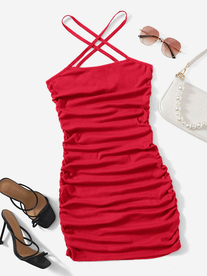 فستان رسن متقاطع بتفاصيل مكشكش