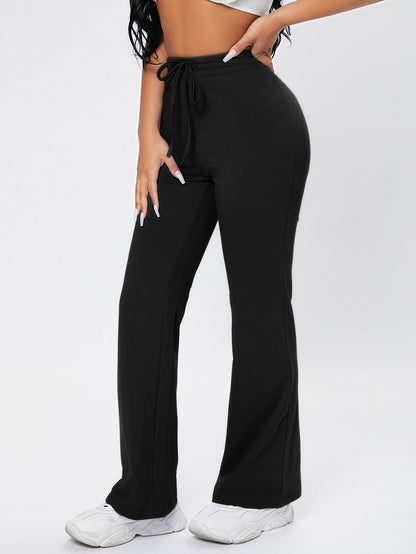 سروال رياضي أسود بخصر ذو رباط جذاب