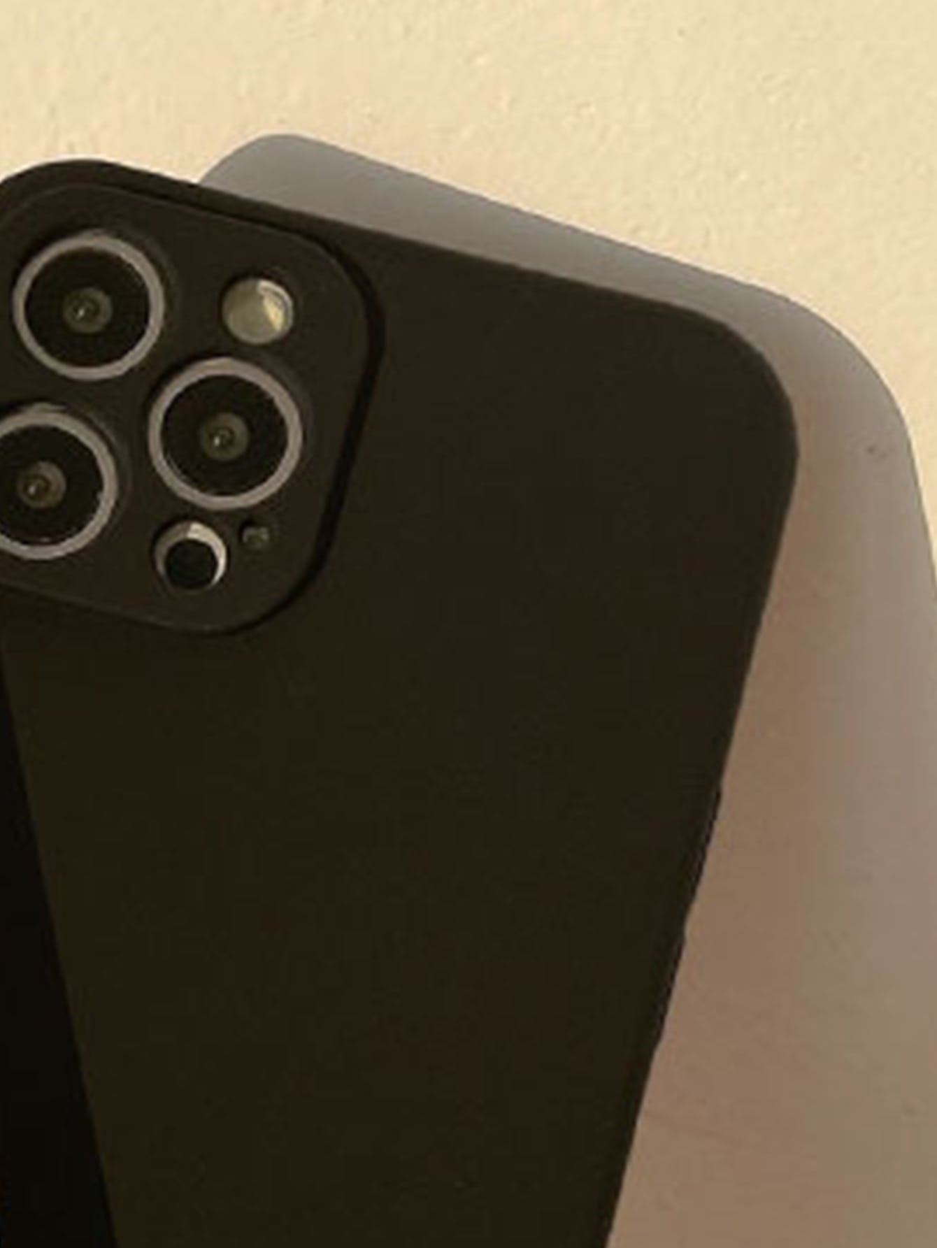غطاء جوكادي للهاتف بلون سادة متوافق مع iPhone من Apple