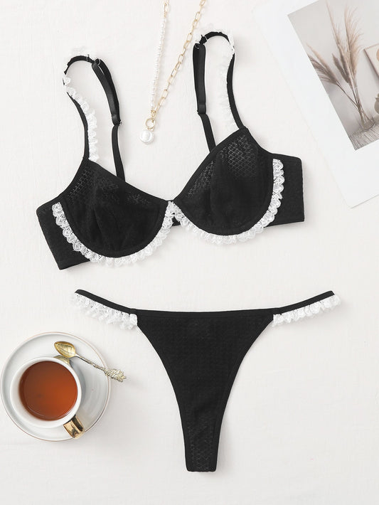 مجموعة ملابس داخلية ثونغ وحمالة الصدر ذات الأسلاك والدانتيل المتباين