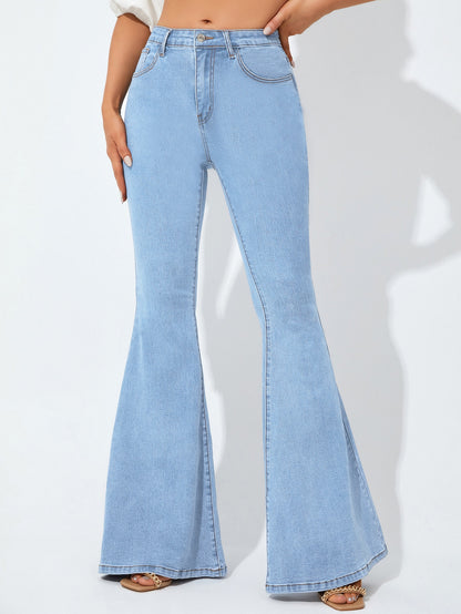 بنطلون جينز واسع من الاسفل مطرز بأزهار