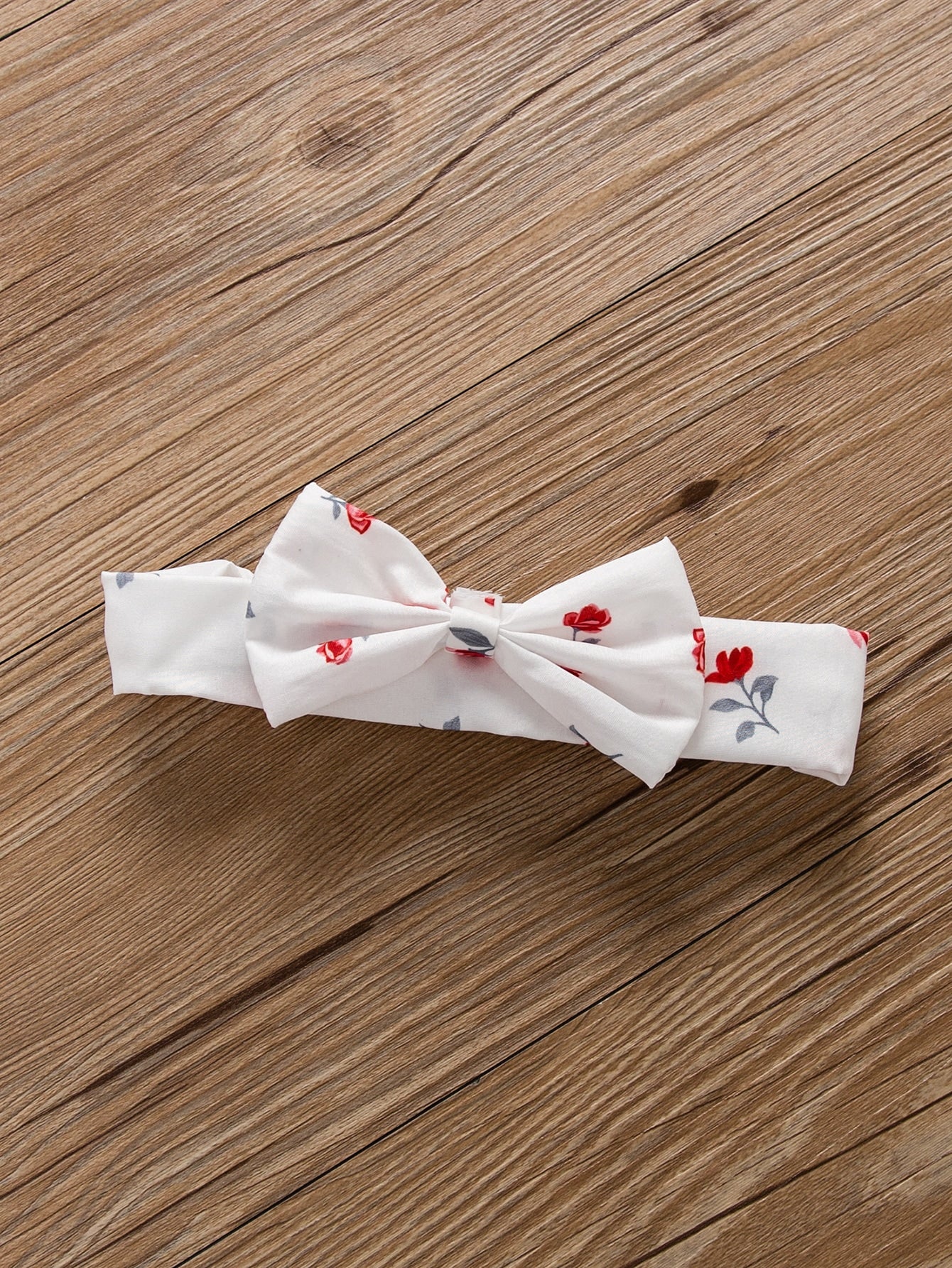 للاطفال طباعة الأزهار بغرز لباس علوي كامي مطوي الثنايا مع بنطلون قصير مع طوق الشعر