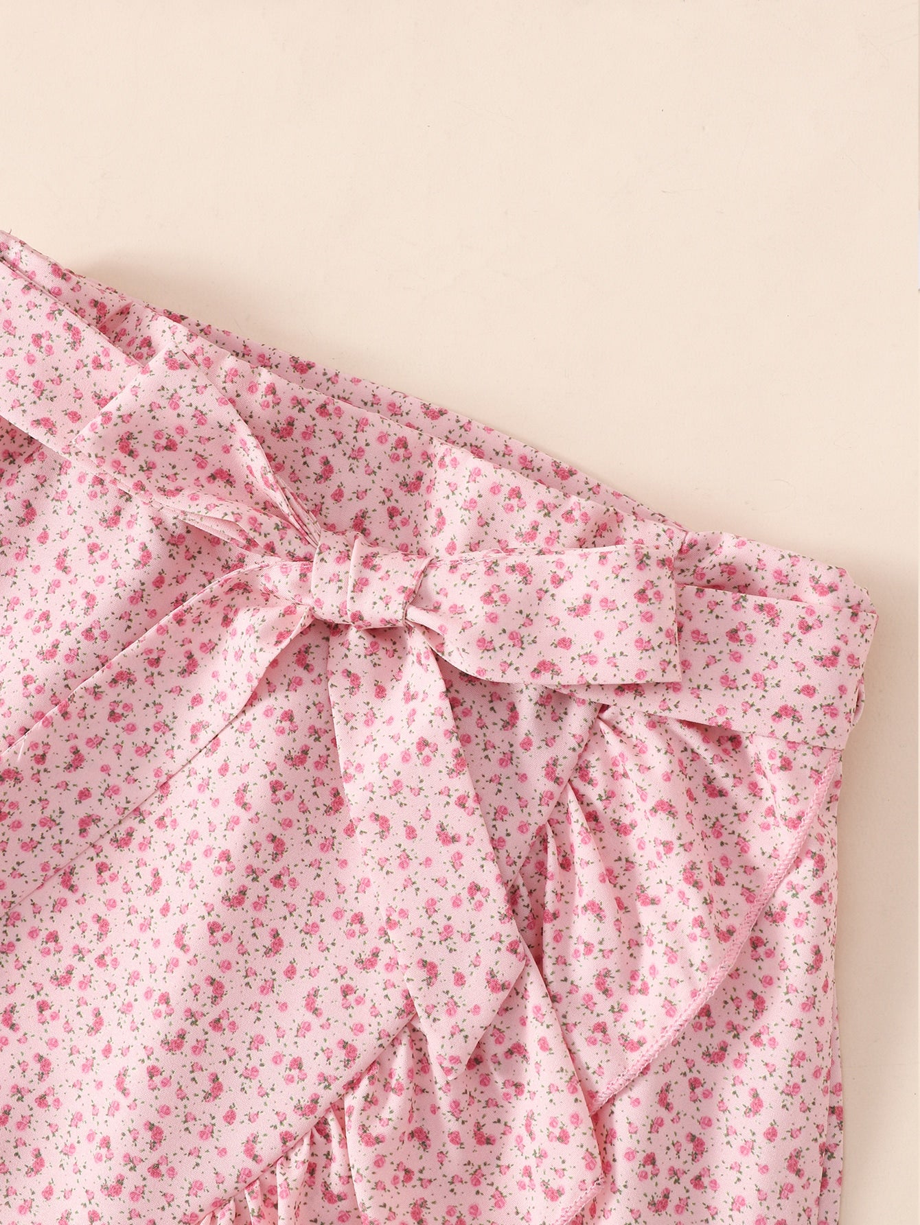 بنات زهر ديزي صدرية كامي مكشكش مع حزام تنورة ملفوفة