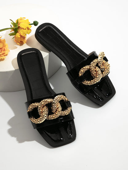 صنادل مسطحة نسائية